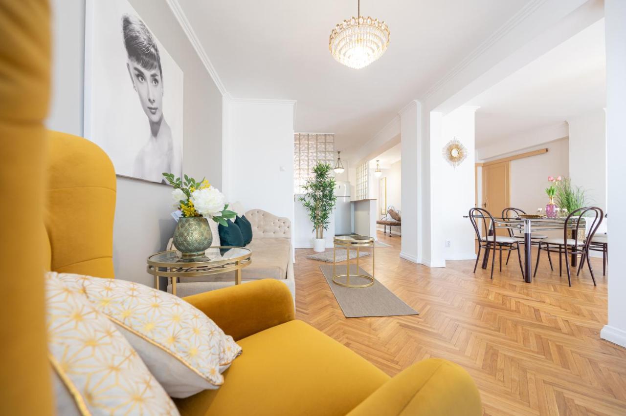Haga Flat Apartment Орадеа Екстериор снимка
